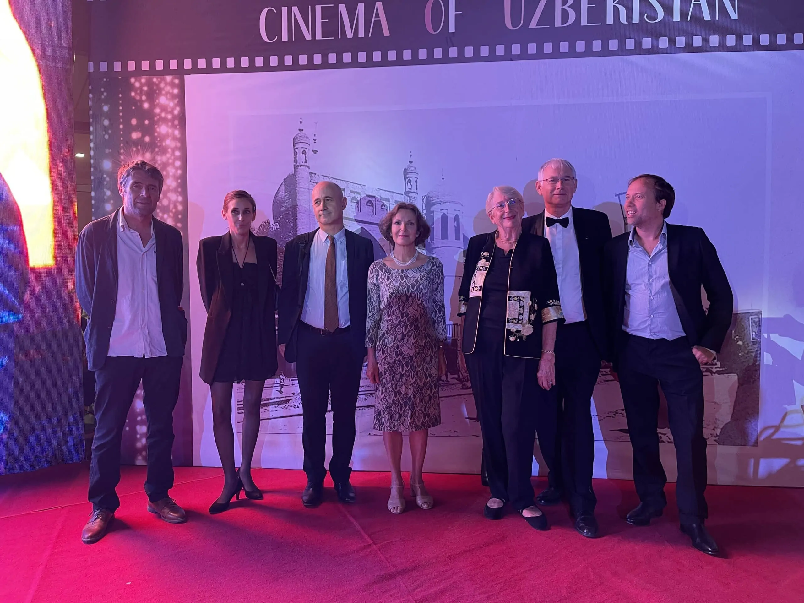 Martine et Jean-Marc Thérouanne, dirigeants du Festival International des Cinémas d’Asie de Vesoul ont représenté la France au 14e Festival International du Film de Tachkent (Ouzbékistan)